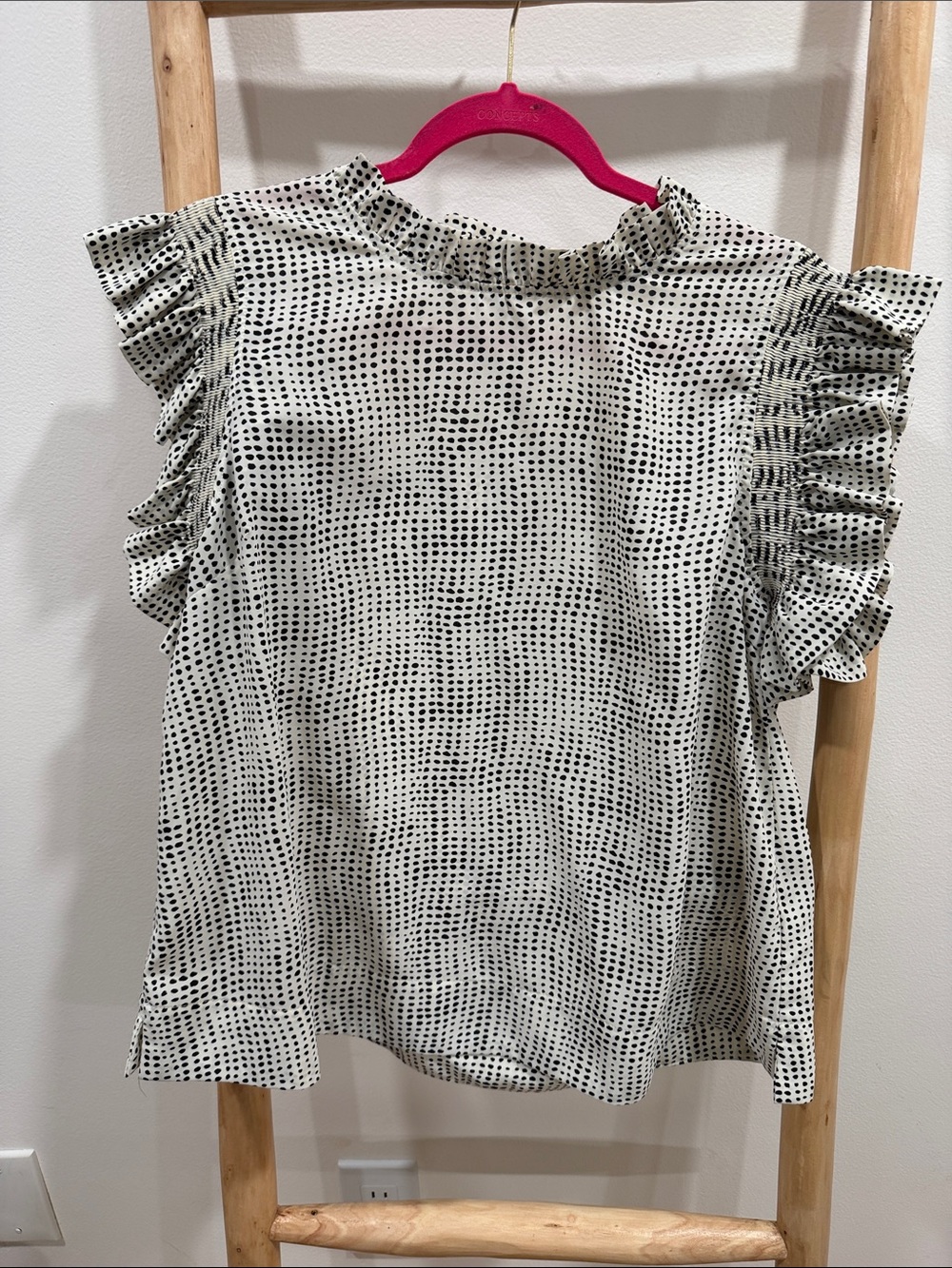 JODIFL Cream Blouse with Black Dot Print and Ruffle Sleeves L